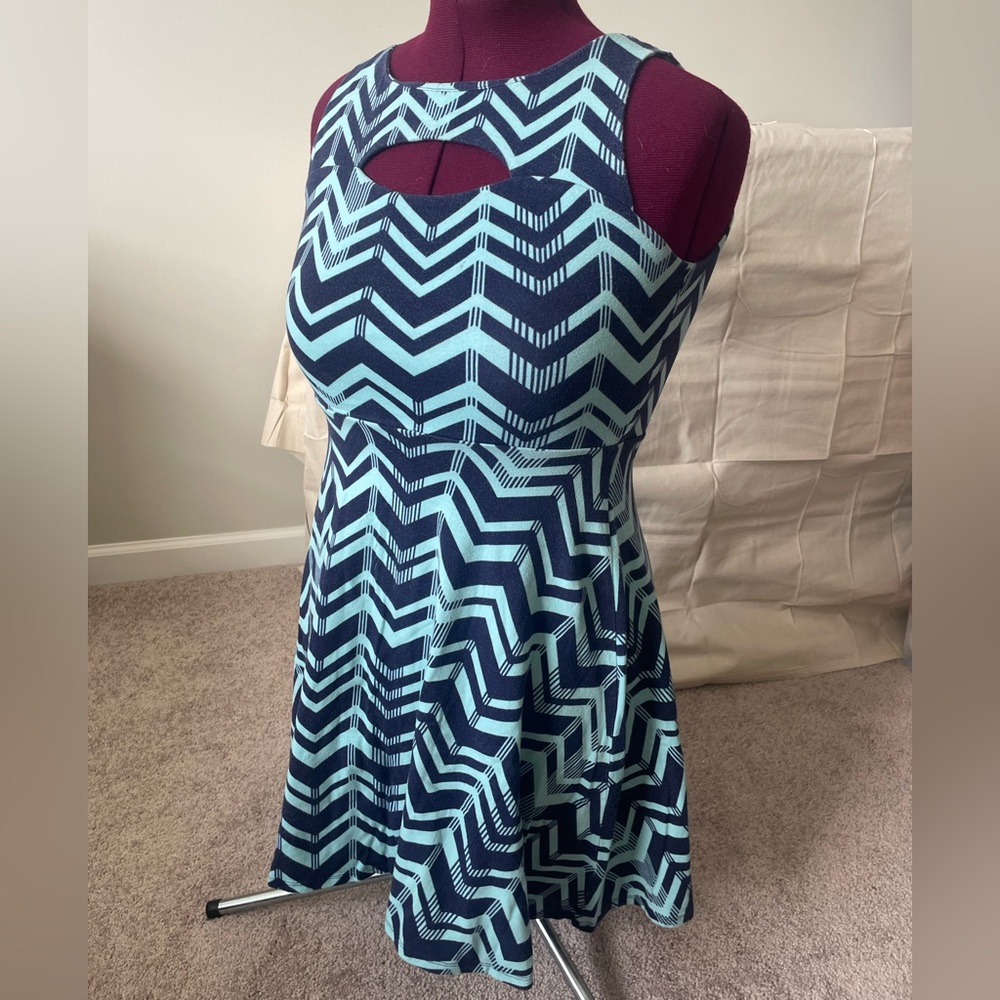 NEW 💙 Chevron Cutout Dress